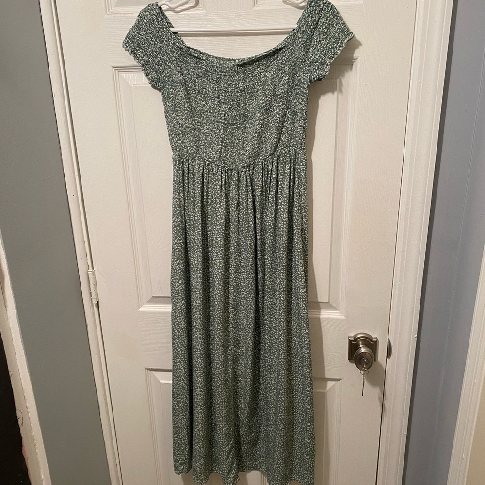 Off the shoulder shirred bodice dress (green) L